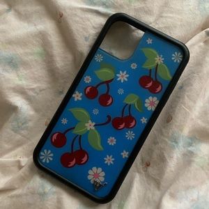 Wildflower Cherry Case Iphone11